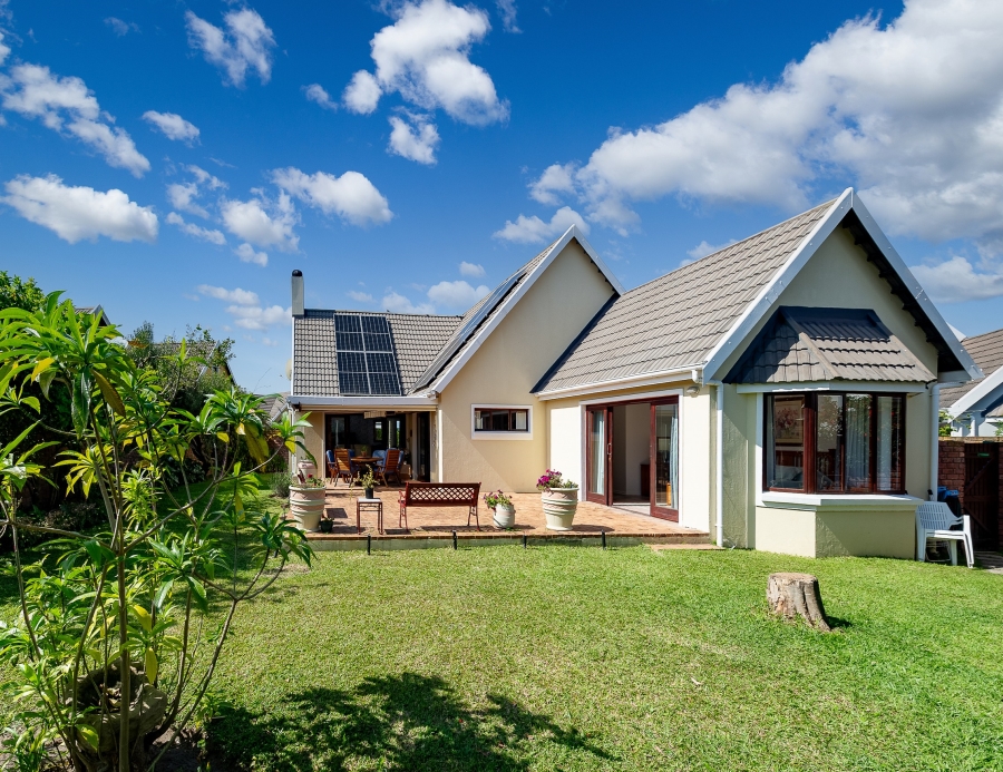 3 Bedroom Property for Sale in The Island Western Cape